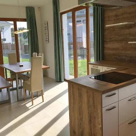 Three-bedroom Holiday In Vakantiehuis