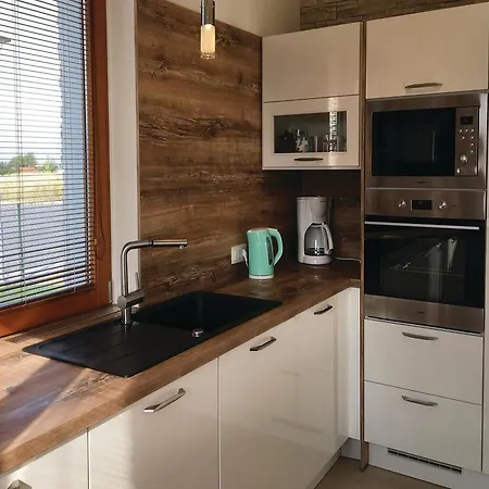 Three-bedroom Holiday In * Herink